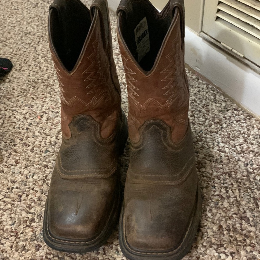 Kids boots